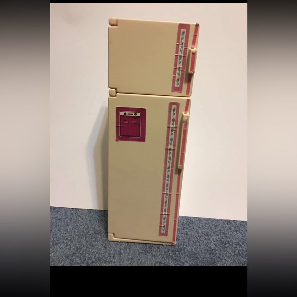 Vintage Barbie Sweet Rose Refrigerator in Cream and Pink